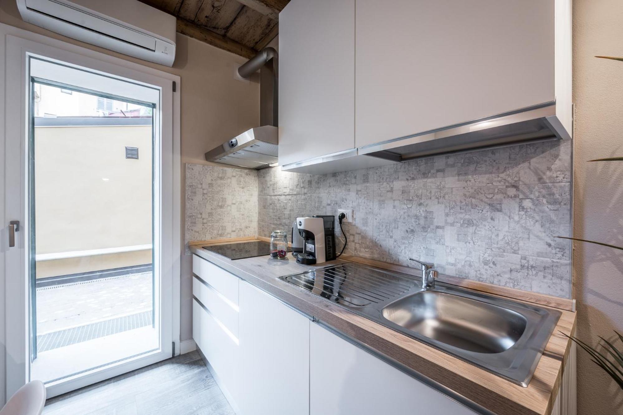 Broccaindosso Wood Apartments 5* Болонья Экстерьер фото